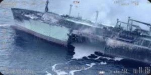 ब्रेकिंग न्यूज़: भारत से लौट रहे ईरानी युद्धपोत पर अमेरिकी पनडुब्बी का भयानक हमला, 80 से अधिक की मौत, कई लापता